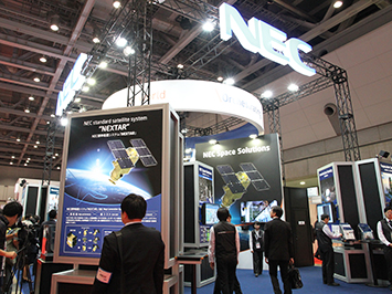 国際航空宇宙展 NECブース