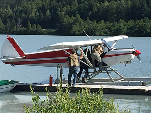 アラスカでのシープレーン訓練