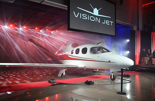Vision Jetのデリバリー開始式典